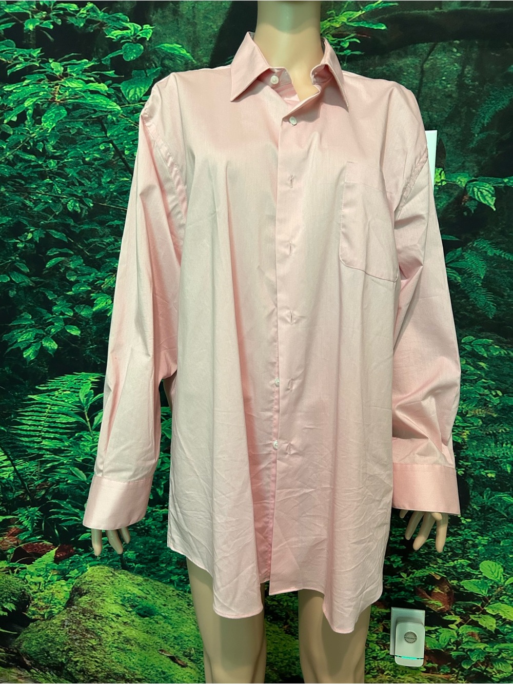 Men's Light Pink Long-Sleeve Dress Shirt - Classic Fit
